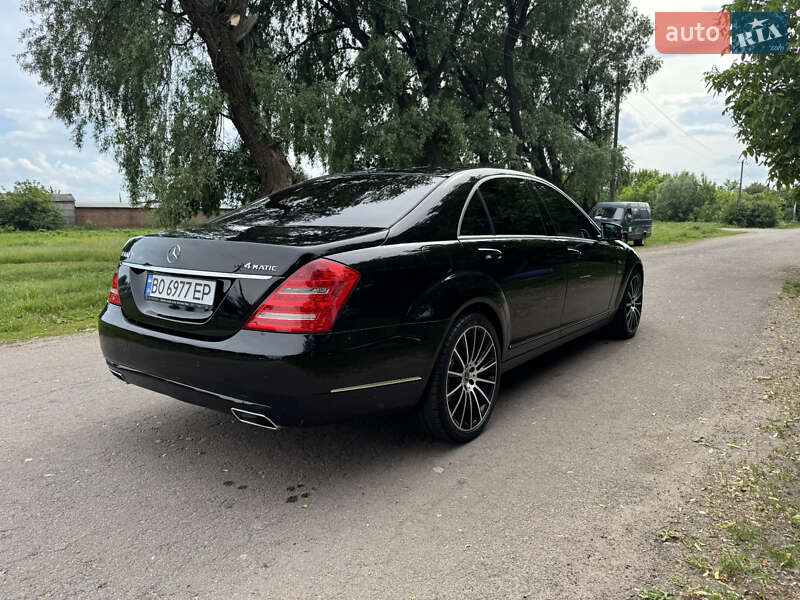 Седан Mercedes-Benz S-Class 2011 в Чернигове