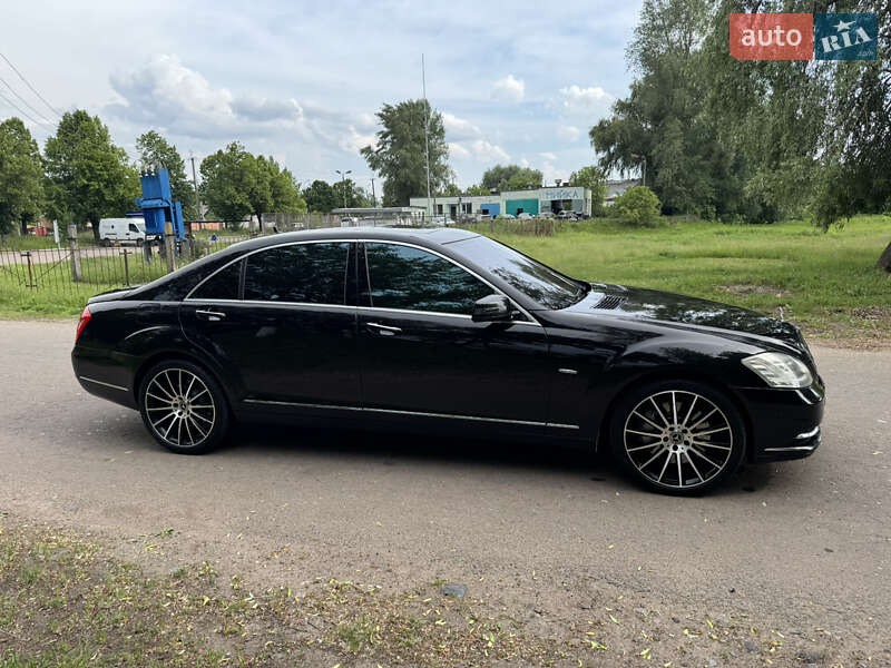 Седан Mercedes-Benz S-Class 2011 в Чернигове