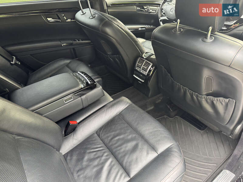 Седан Mercedes-Benz S-Class 2011 в Чернигове