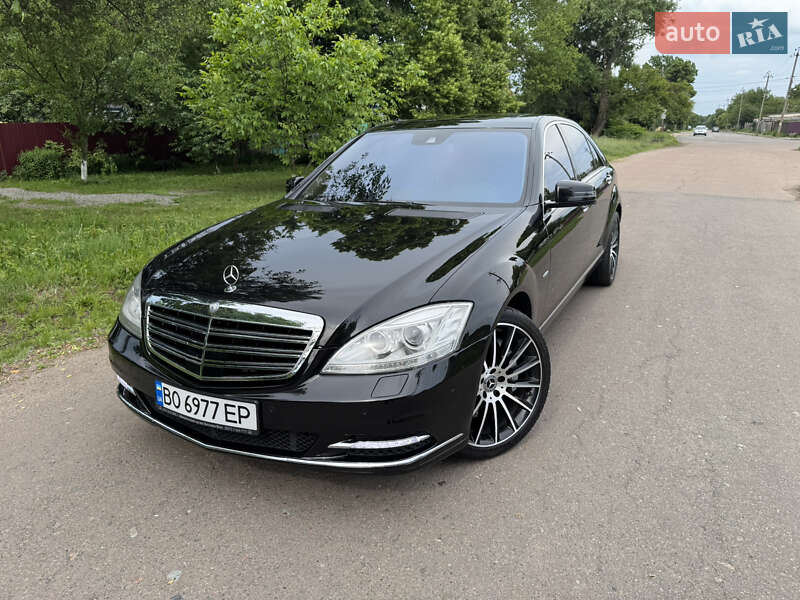 Седан Mercedes-Benz S-Class 2011 в Чернигове