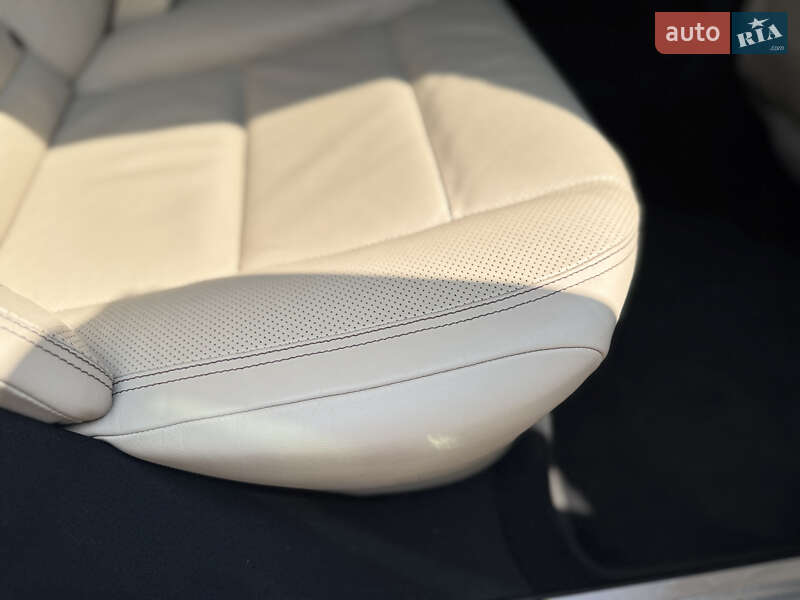 Седан Mercedes-Benz S-Class 2012 в Киеве