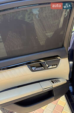 Седан Mercedes-Benz S-Class 2006 в 