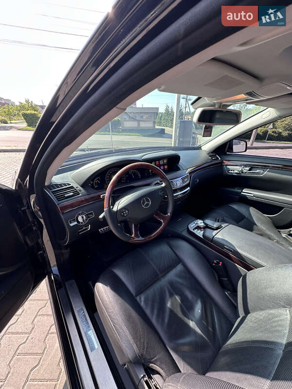 Седан Mercedes-Benz S-Class 2008 в Черновцах