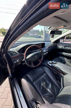 Седан Mercedes-Benz S-Class 2008 в 