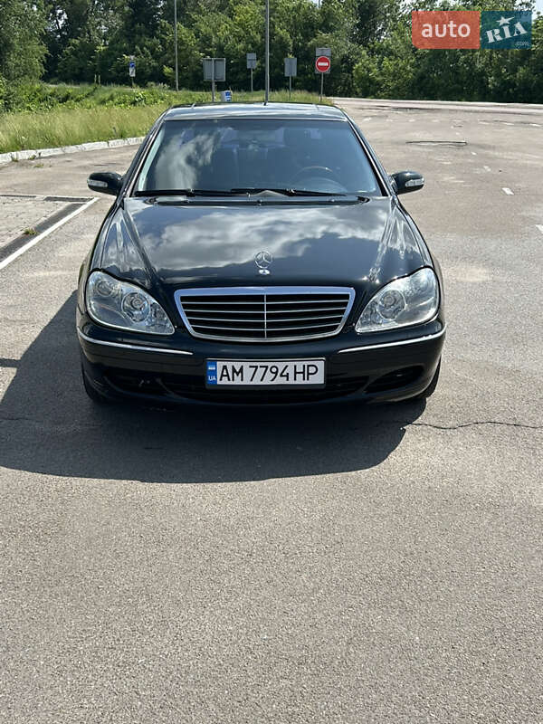 Седан Mercedes-Benz S-Class 2003 в Черняхові