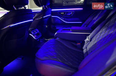 Седан Mercedes-Benz S-Class 2022 в 