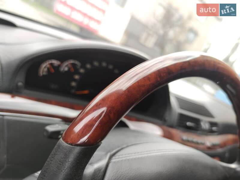 Седан Mercedes-Benz S-Class 2004 в Дніпрі