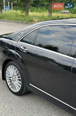 Седан Mercedes-Benz S-Class 2006 в  фото 10 Седан Mercedes-Benz S-Class 2006 в