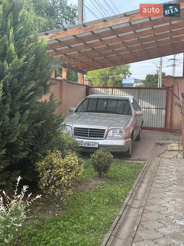 Mercedes-Benz S-Class 1992