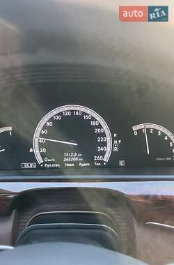 Седан Mercedes-Benz S-Class 2009 в 