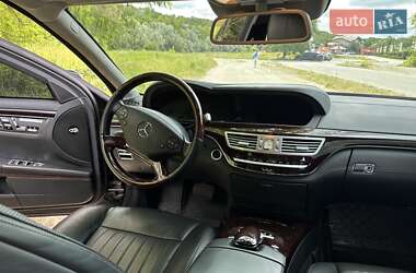Седан Mercedes-Benz S-Class 2012 в 
