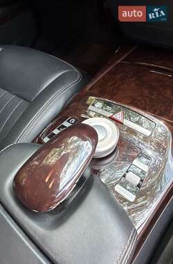 Седан Mercedes-Benz S-Class 2012 в 