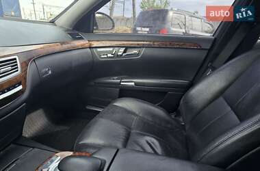 Седан Mercedes-Benz S-Class 2006 в 