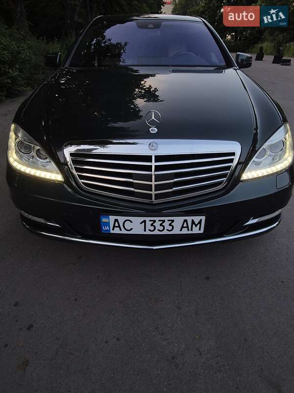 Седан Mercedes-Benz S-Class 2013 в Луцьку