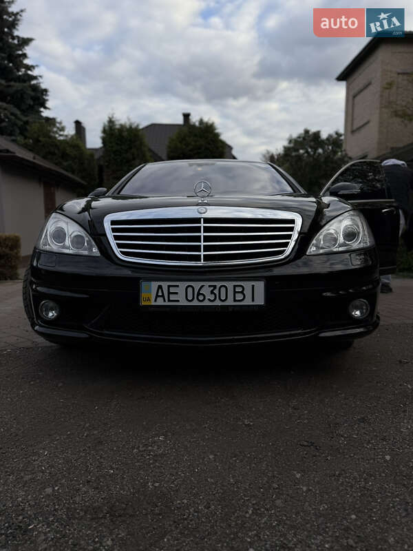 Mercedes-Benz S-Class 2008