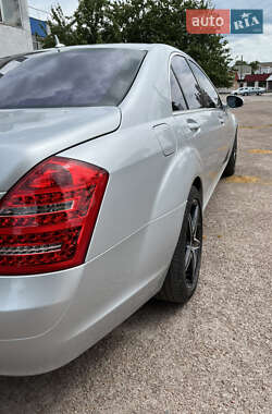 Седан Mercedes-Benz S-Class 2006 в 