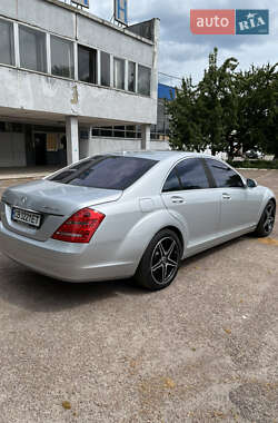 Седан Mercedes-Benz S-Class 2006 в 