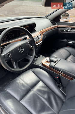 Седан Mercedes-Benz S-Class 2006 в 