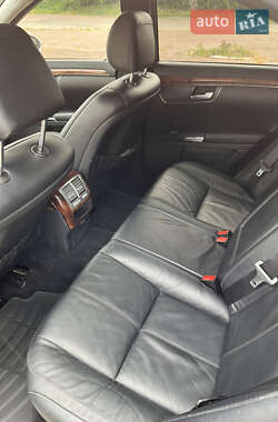 Седан Mercedes-Benz S-Class 2006 в 