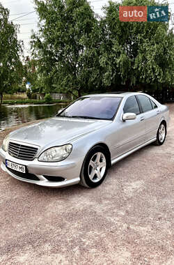 Седан Mercedes-Benz S-Class 2005 в 