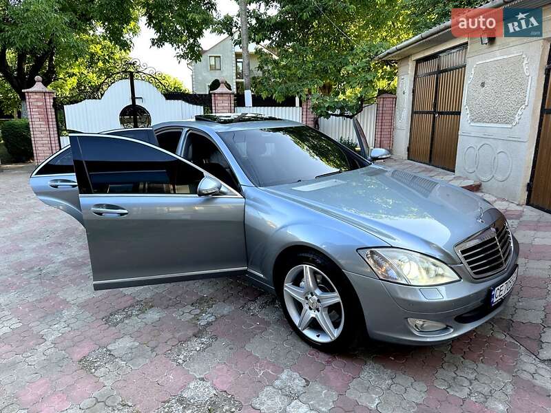 Седан Mercedes-Benz S-Class 2006 в Чернівцях