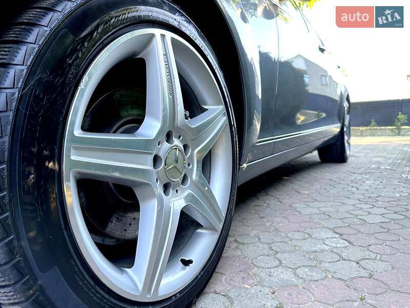 Седан Mercedes-Benz S-Class 2006 в Чернівцях