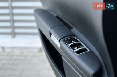 Седан Mercedes-Benz S-Class 2011 в 