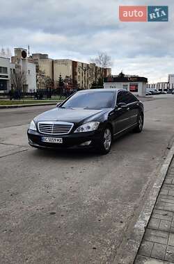 Седан Mercedes-Benz S-Class 2006 в 