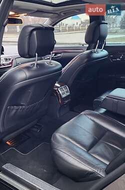 Седан Mercedes-Benz S-Class 2006 в 