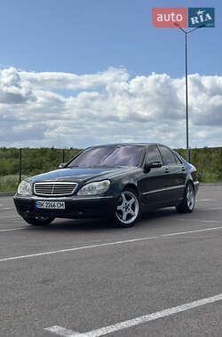 Седан Mercedes-Benz S-Class 2001 в Рівному