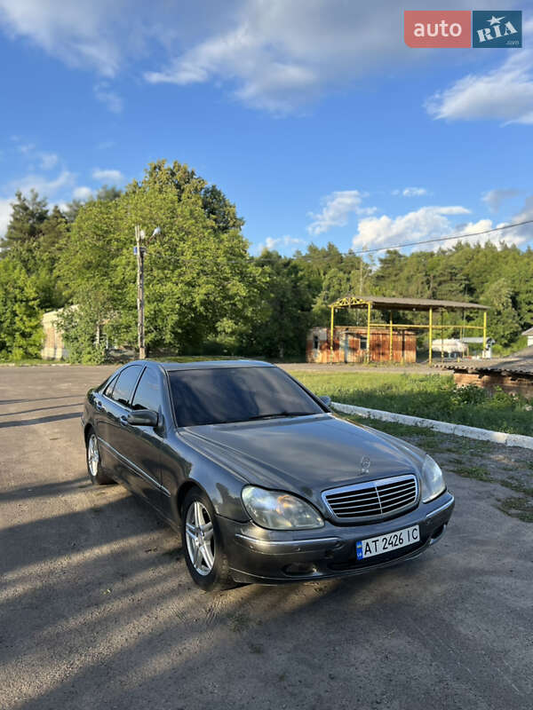 Mercedes-Benz S-Class 2000