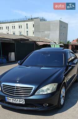 Седан Mercedes-Benz S-Class 2006 в Белгороде-Днестровском
