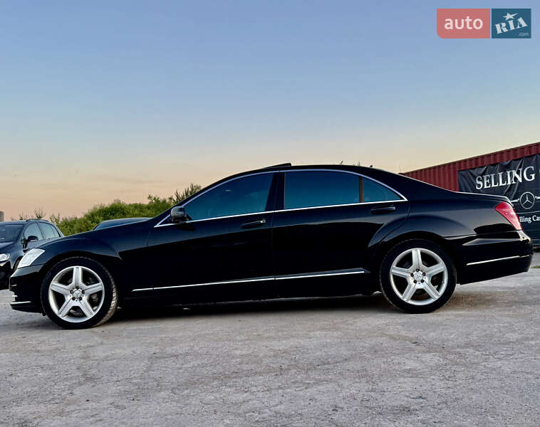 Седан Mercedes-Benz S-Class 2010 в Ровно