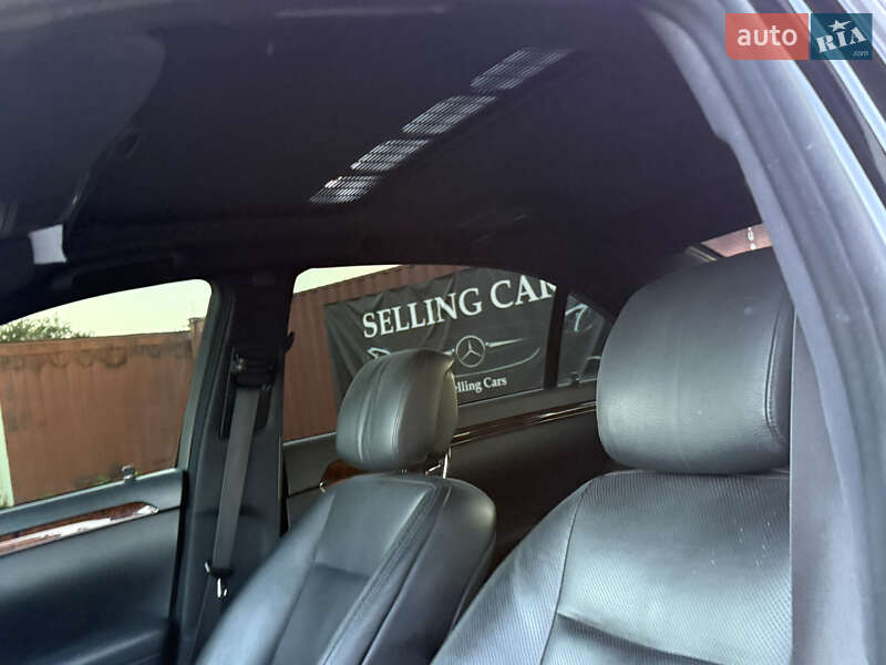 Седан Mercedes-Benz S-Class 2010 в Ровно