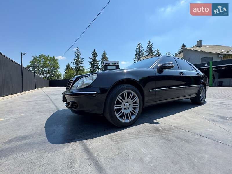 Седан Mercedes-Benz S-Class 2001 в Чернівцях