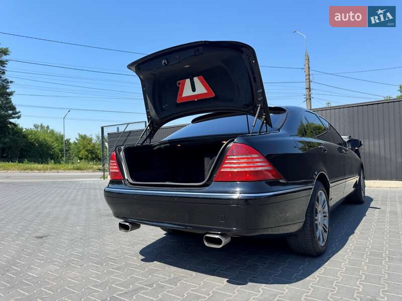 Седан Mercedes-Benz S-Class 2001 в Чернівцях