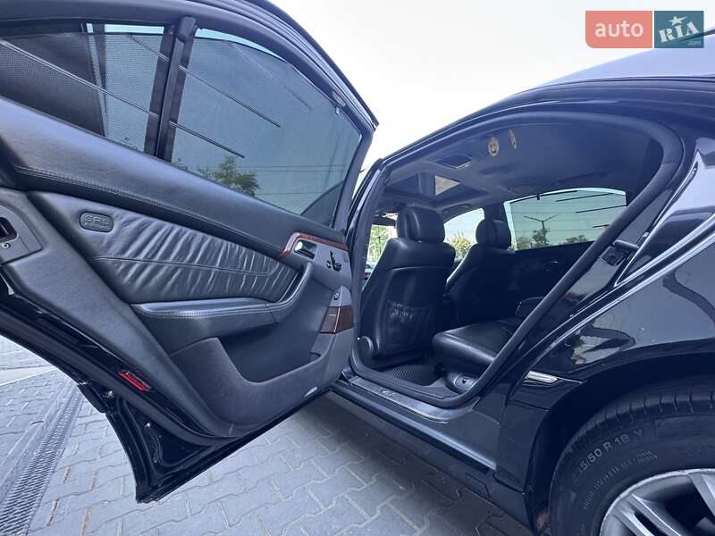 Седан Mercedes-Benz S-Class 2001 в Чернівцях