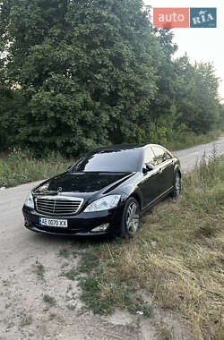 Седан Mercedes-Benz S-Class 2007 в Дніпрі