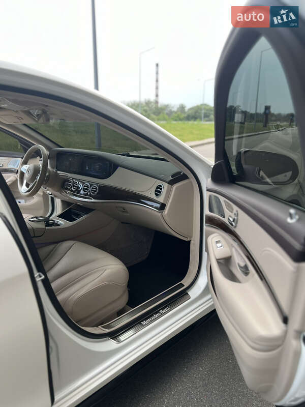 Седан Mercedes-Benz S-Class 2017 в Києві