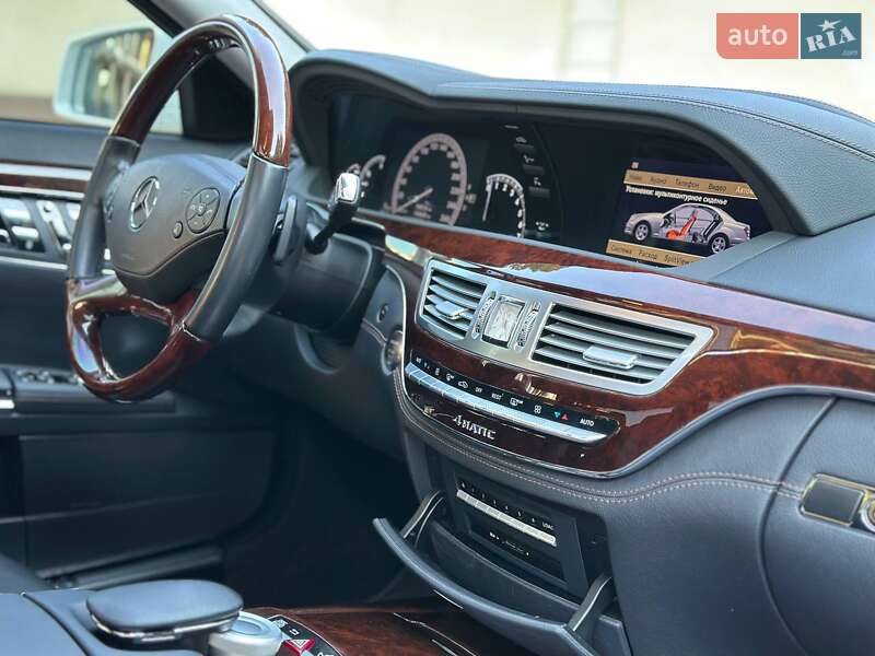 Седан Mercedes-Benz S-Class 2012 в Одессе