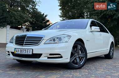 Седан Mercedes-Benz S-Class 2012 в 