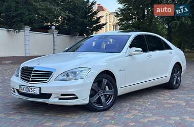 Mercedes-Benz S-Class 2012 Mercedes-Benz S-Class 2012