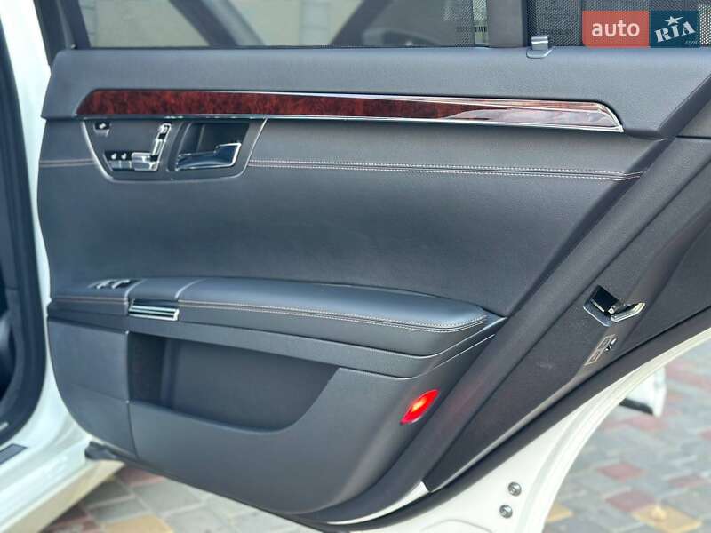 Седан Mercedes-Benz S-Class 2012 в Одессе