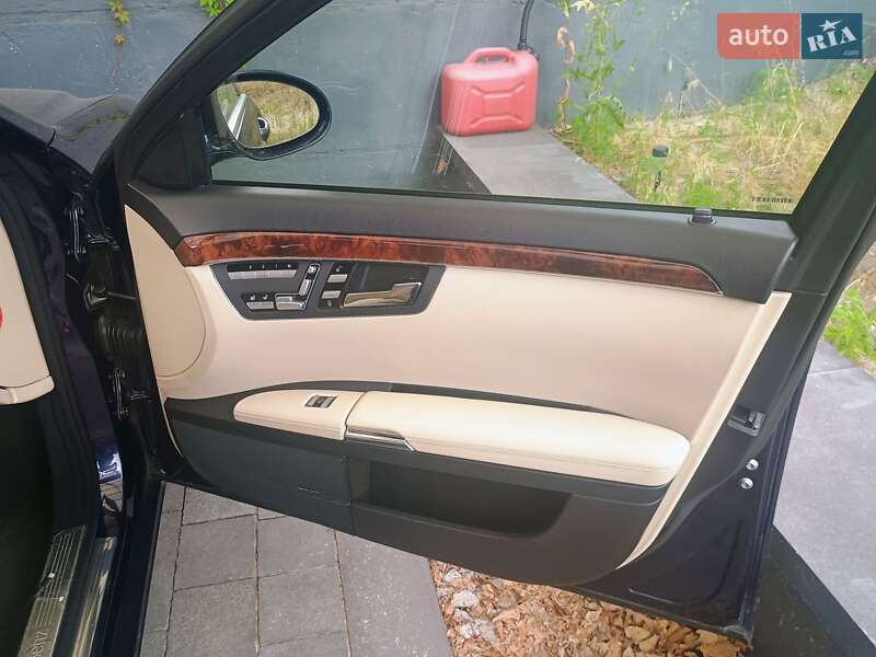 Седан Mercedes-Benz S-Class 2006 в Києві