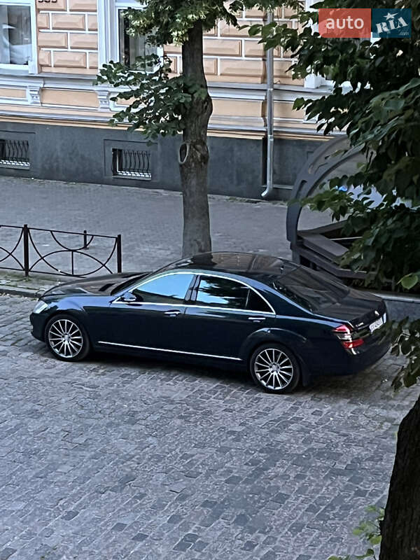 Седан Mercedes-Benz S-Class 2005 в Полтаве