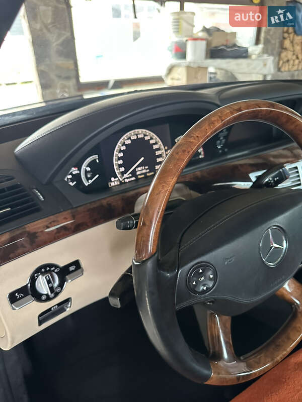 Седан Mercedes-Benz S-Class 2007 в Ужгороді