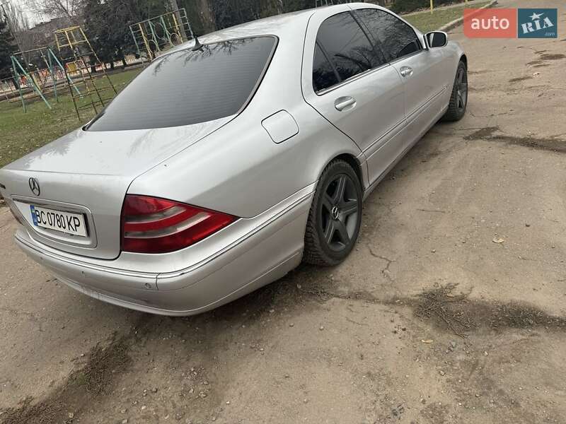 Седан Mercedes-Benz S-Class 2001 в Львове