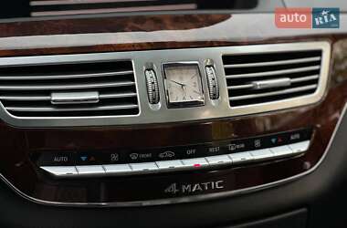Седан Mercedes-Benz S-Class 2008 в 