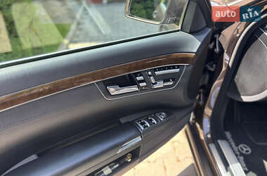 Седан Mercedes-Benz S-Class 2011 в 