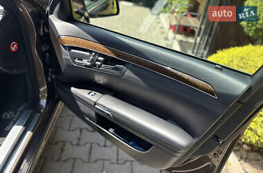 Седан Mercedes-Benz S-Class 2011 в 